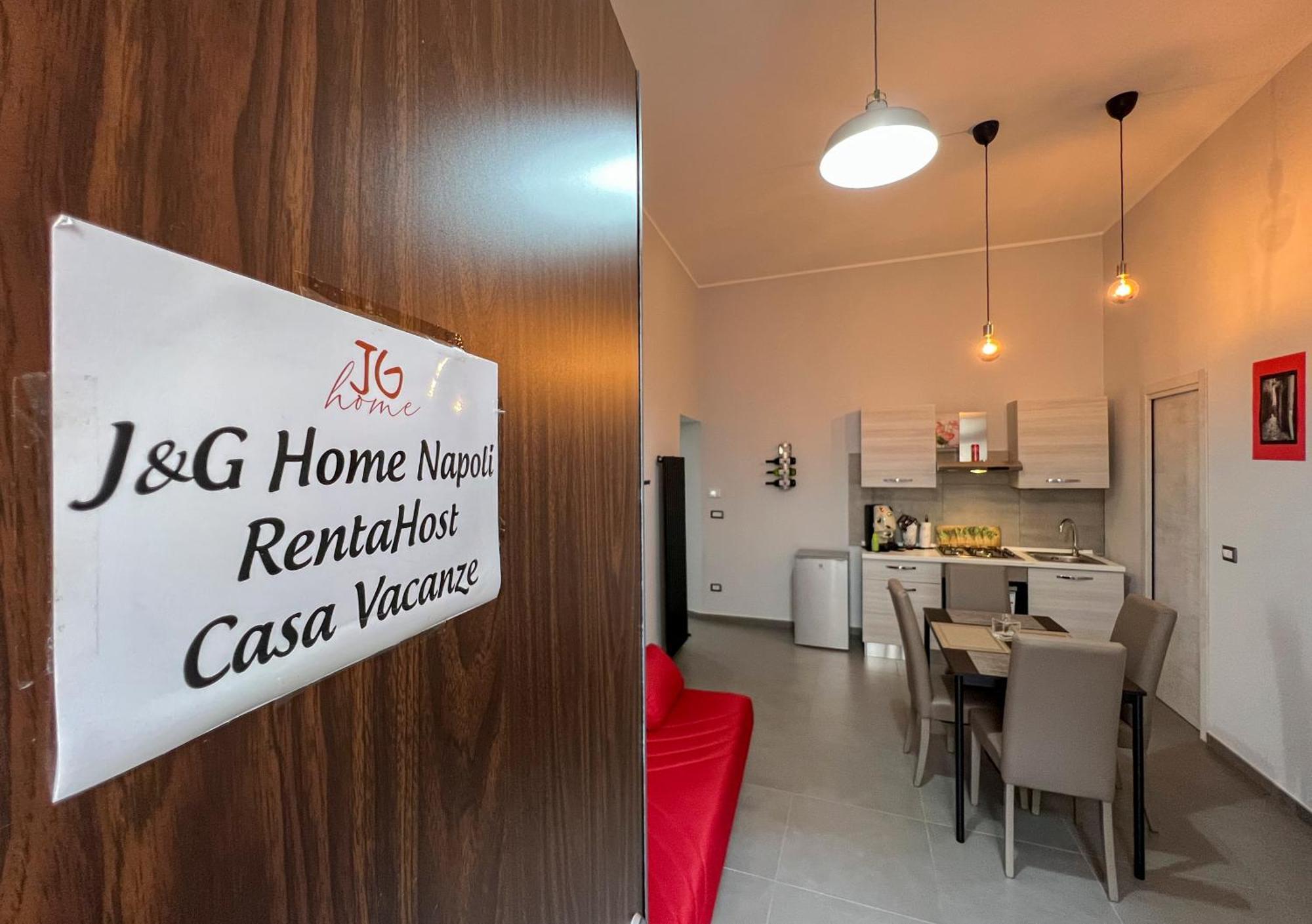 J&G Home Spaccanapoli Luaran gambar